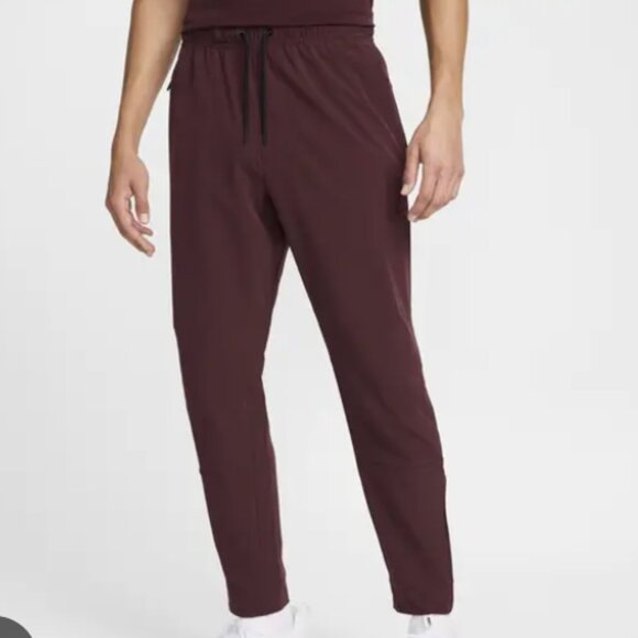 Nike Men's Dri-Fit Track Pant Joggers in Brown Size Small - Picture 1 of 7